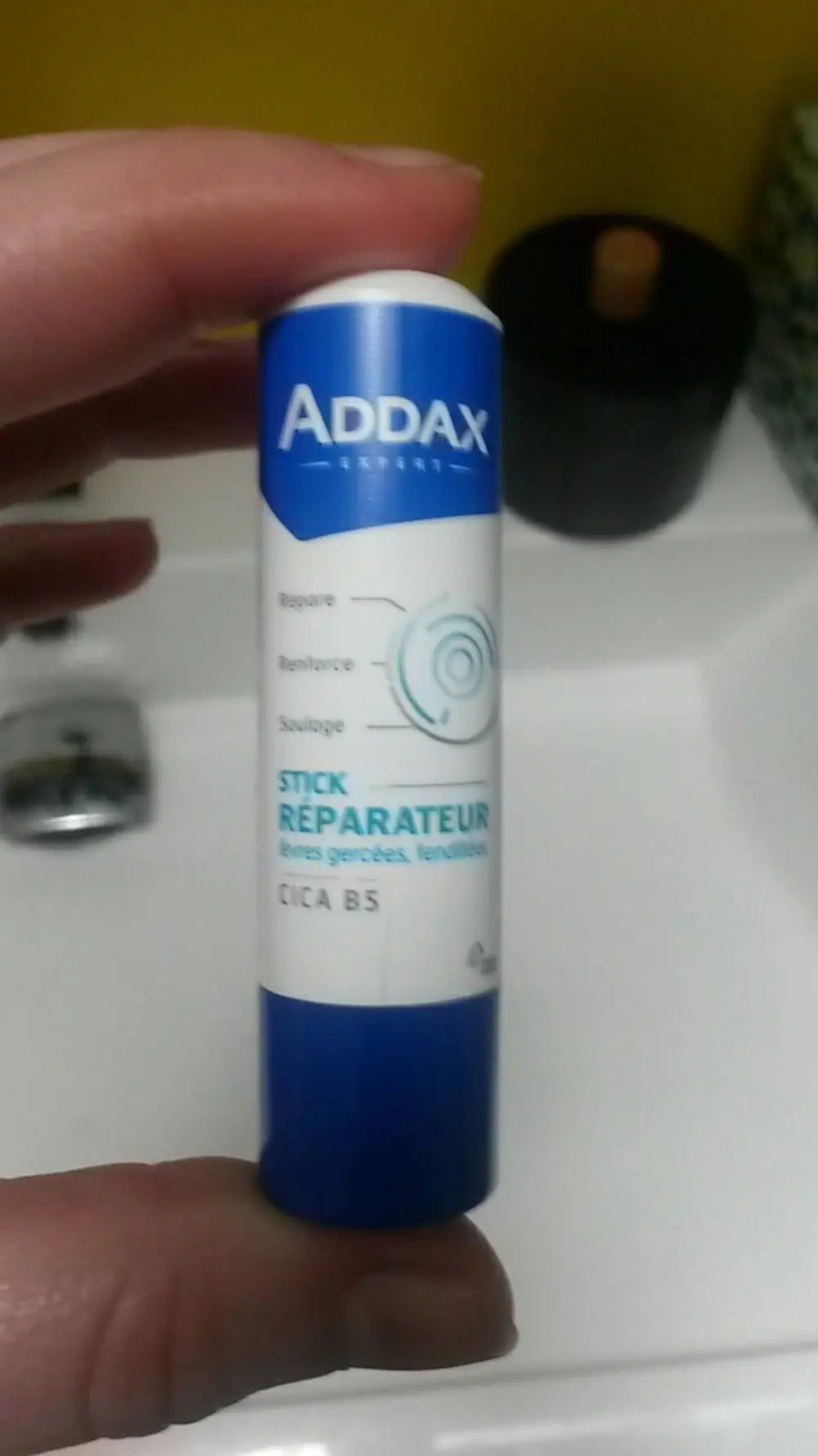 Addax Cica B5 Stick Lèvres Réparateur